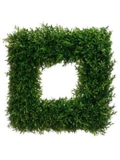 18″W X 18″L Tea Leaf Square Wreath Green